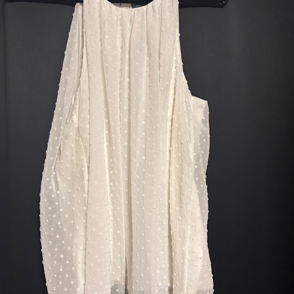 Cute white sleeveless blouse